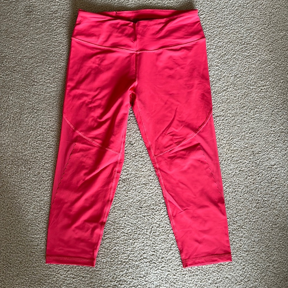 Victoria’s Secret Sport Crop Leggings - Size L